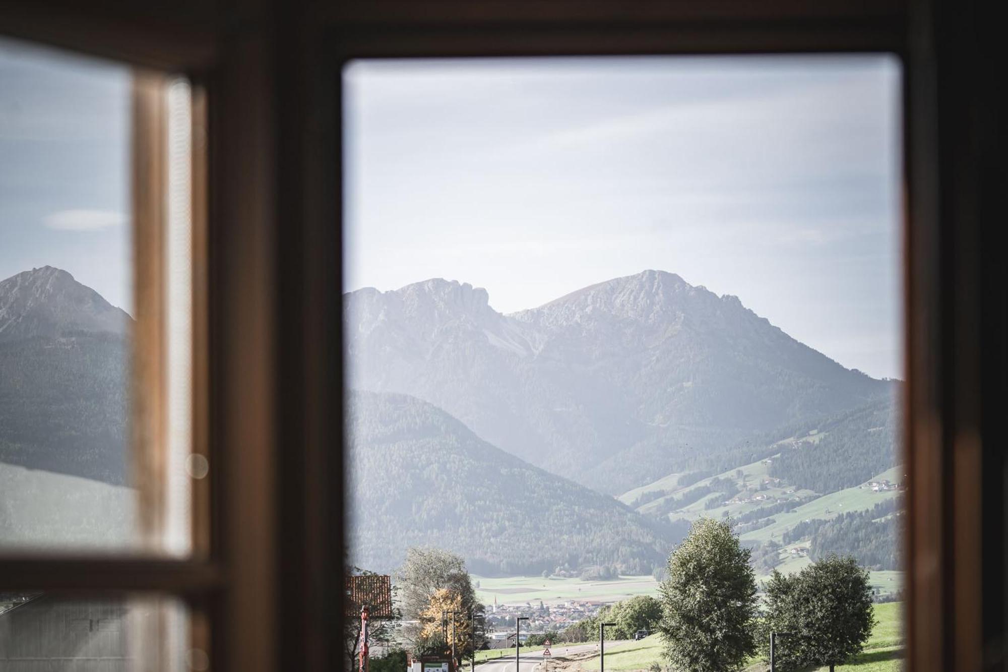 Hotel Ansitz Heufler Rasun di Sopra Exterior foto
